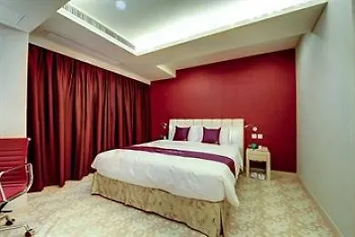 The Bauhinia Hotel - Central Hong Kong