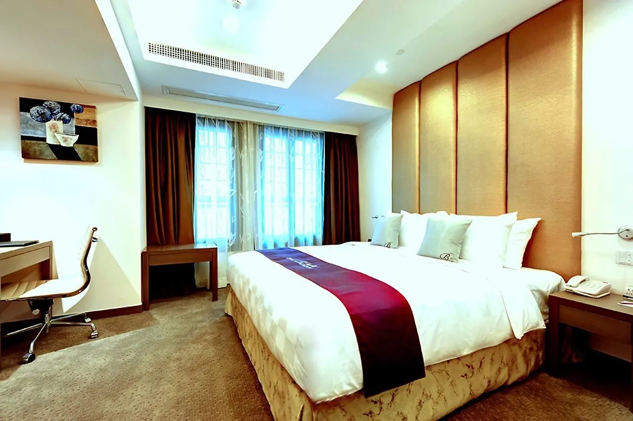 The Bauhinia Hotel - Central Hong Kong