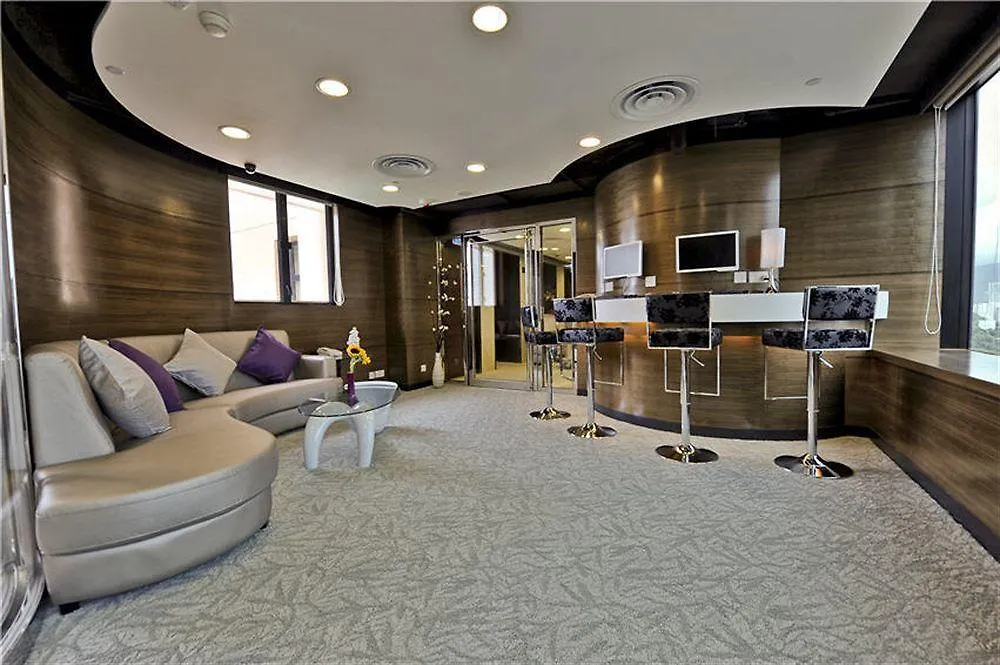 The Bauhinia Hotel - Central Hong Kong
