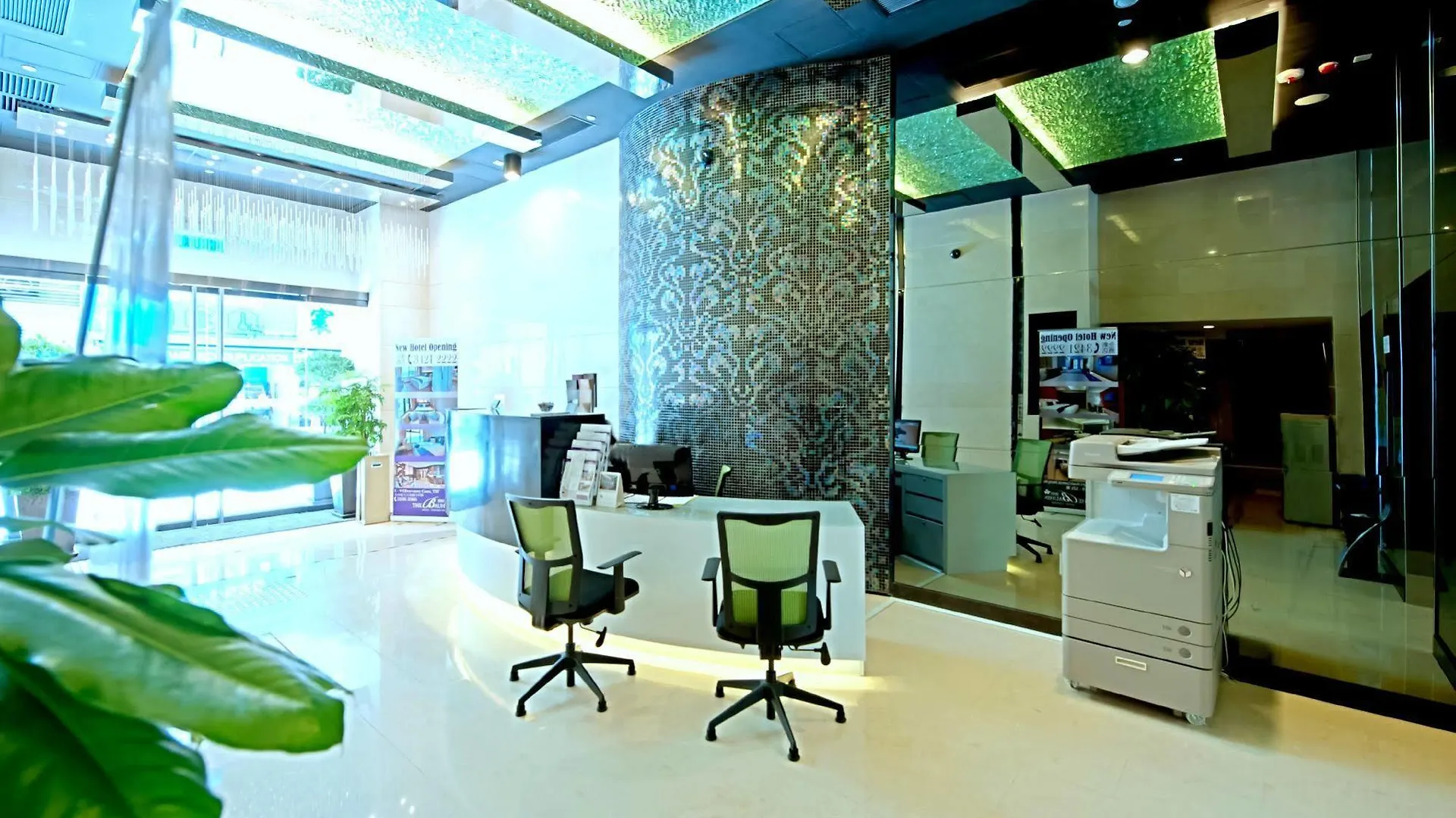 The Bauhinia Hotel - Central Hong Kong