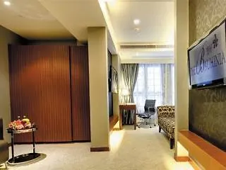 The Bauhinia Hotel - Central Hong Kong